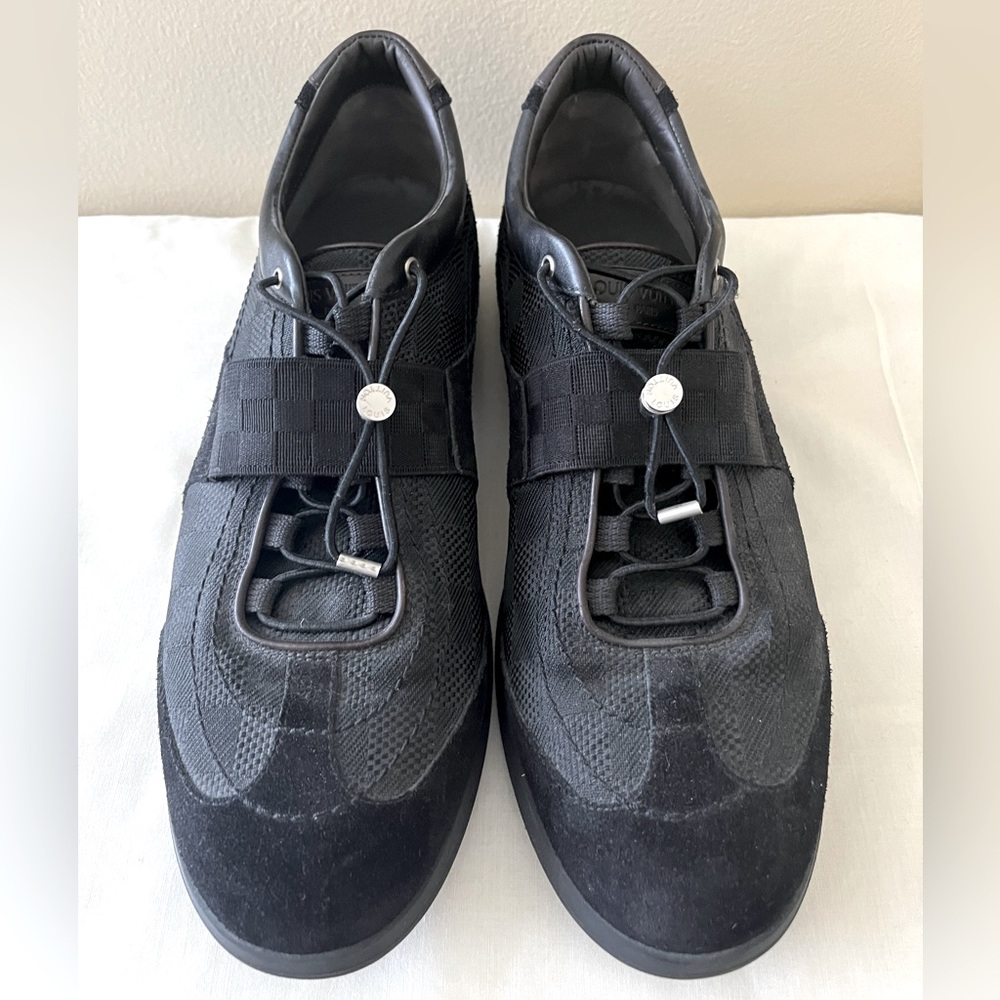 LOUIS VUITTON - Suede LV Sneaker - SIZE 9